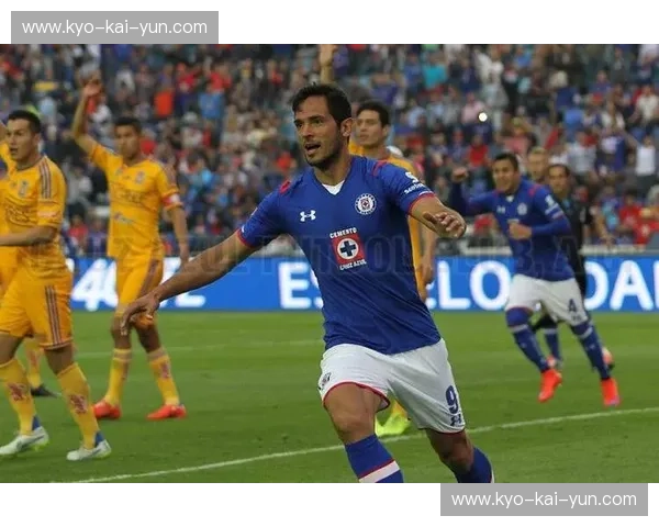 烈焰与玫瑰的宿命对决：瓜达拉哈拉vs阿特拉斯，谁才是这座城市的真正主宰？