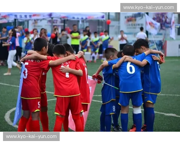 巅峰对决，荣耀之战：中国男足vs日本，一场不容错过的足球盛宴